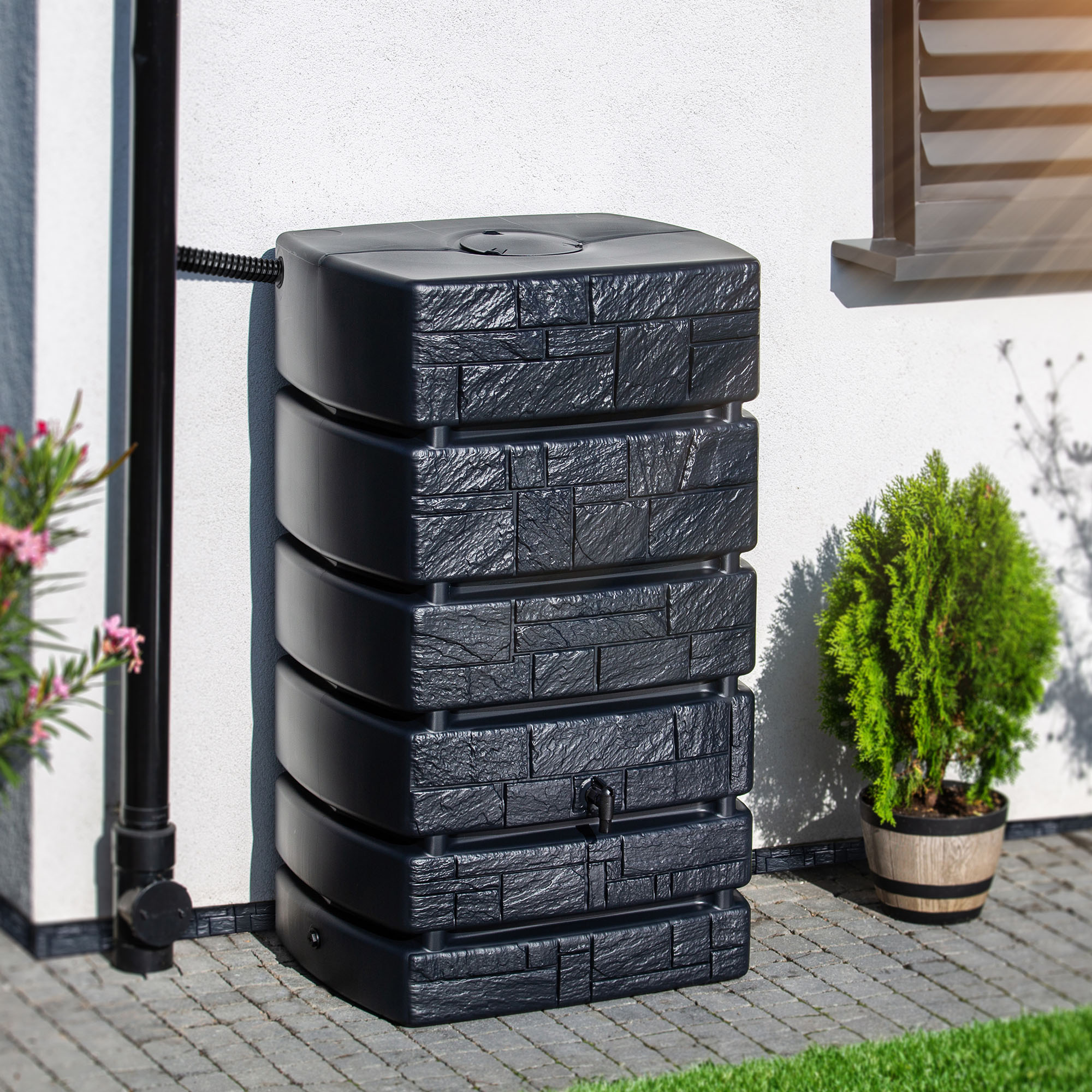 Sud na dažďovú vodu STONE 500L s kohútikom antracit